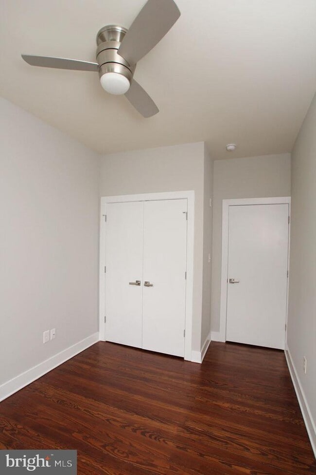 Building Photo - 400 S 45th St