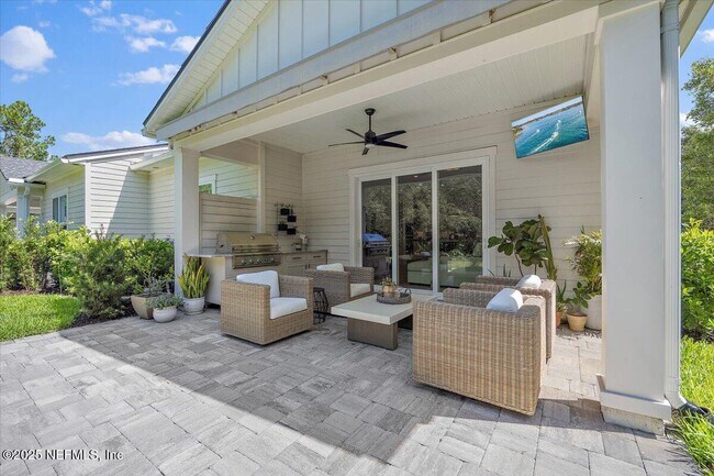 Building Photo - 256 Liberty Bell Rd