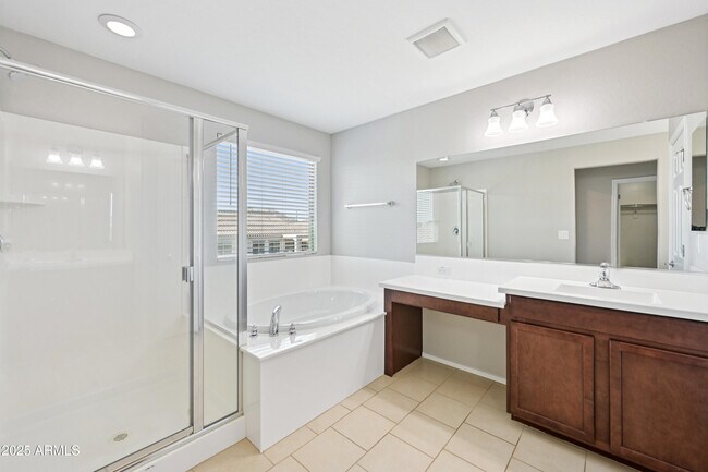 Building Photo - 25965 W Oraibi Dr