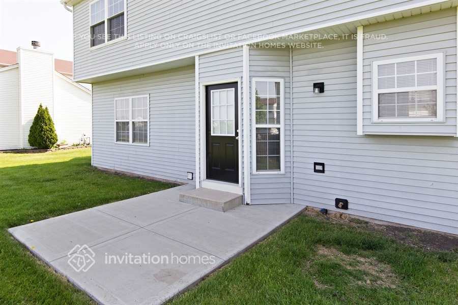 Building Photo - 2013 Arbor Falls Dr