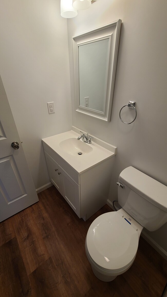 Building Photo - 410 S 2nd St