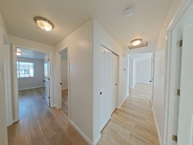 Building Photo - 4 bedroom on a large corner lot