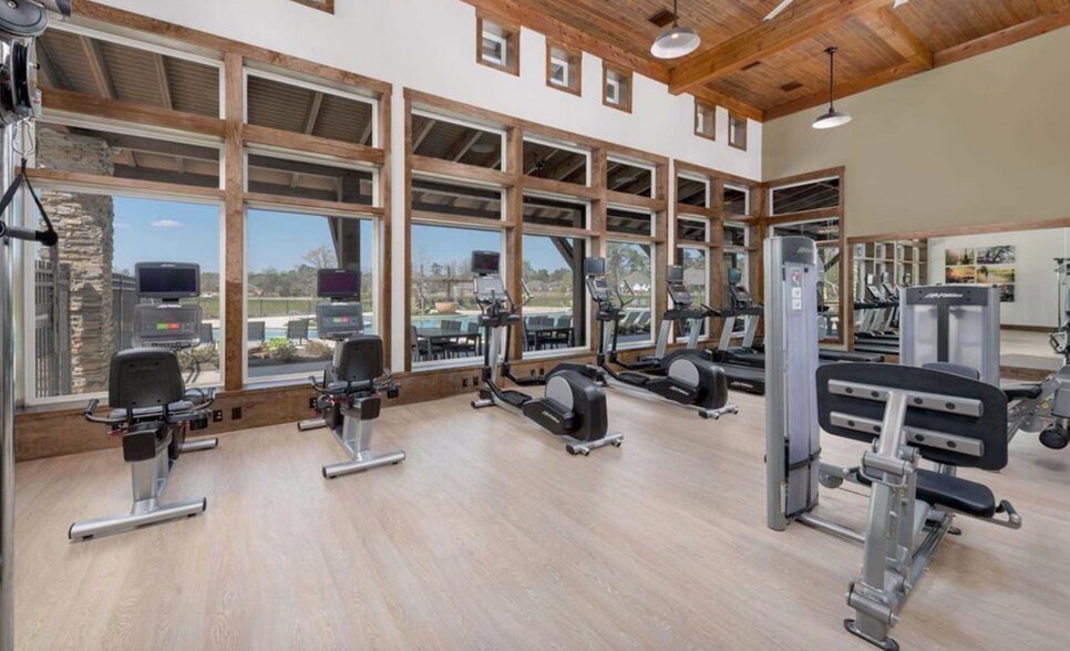 Luxury Fitness Center - 27028 Hidden Rock Ct