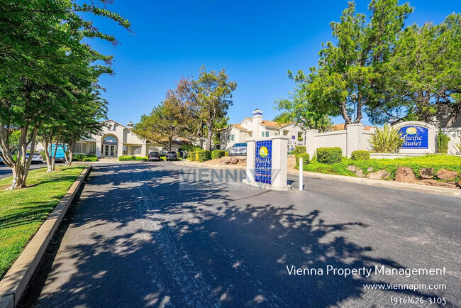 Building Photo - Great location for this Rocklin Condo!