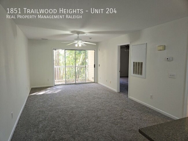 Building Photo - 1851 Trailwood Heights Ln