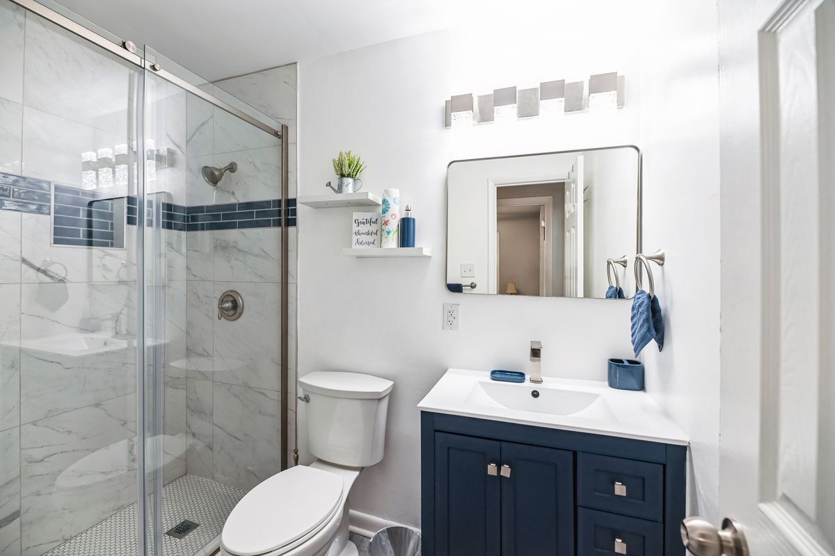 Building Photo - 1419 Westmoreland Ave