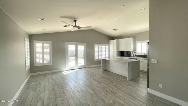 Building Photo - 4625 E Dry Creek Rd