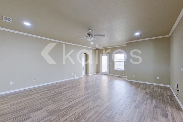 Building Photo - 7406 Vail Drive