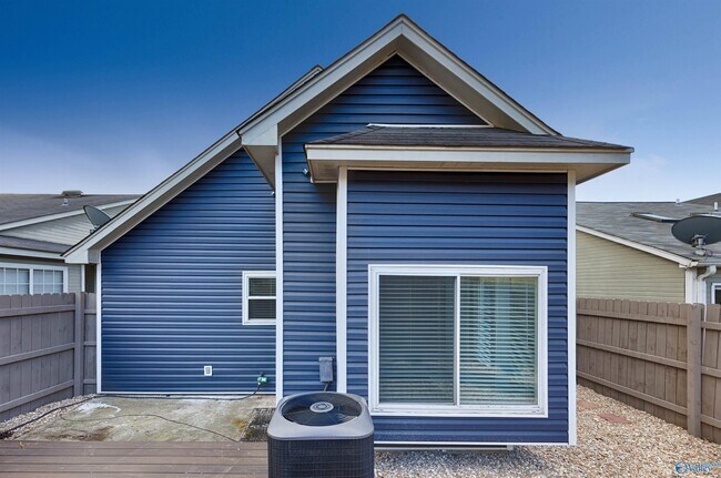 Building Photo - 109 Briargate Ln