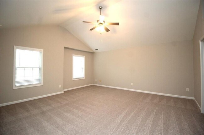 Building Photo - 5721 Apple Grove Rd NE