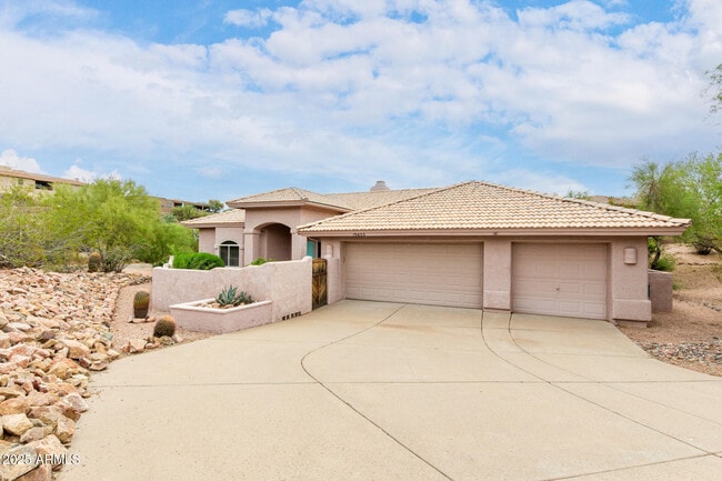 Building Photo - 15655 N Cabrillo Dr