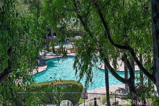 Building Photo - 5545 Canoga Ave