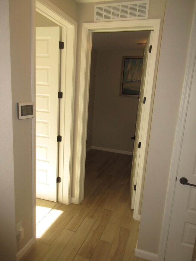 Building Photo - 8715 Sugarite Trail NE