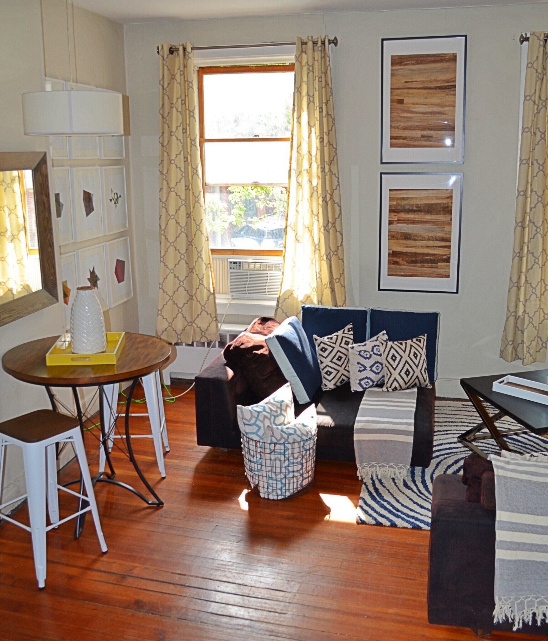 Building Photo - 435 Hanover St