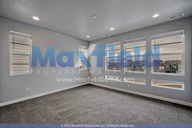 Building Photo - Brand New - Modern Living / 4BD 2.5 BTH 2GAR / Home in Lehi