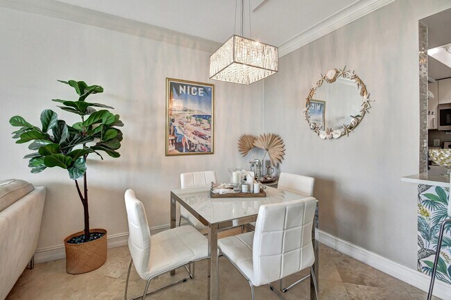 Building Photo - 99 SE Mizner Blvd