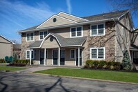 Building Photo - 127 Terrace Rd