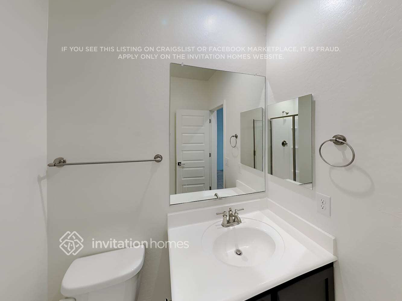 Building Photo - 518 W Magena Dr