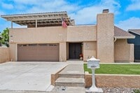 Building Photo - 26451 Vía Juanita