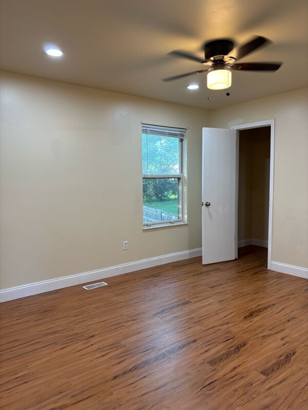 Building Photo - 413 Talbert Ct