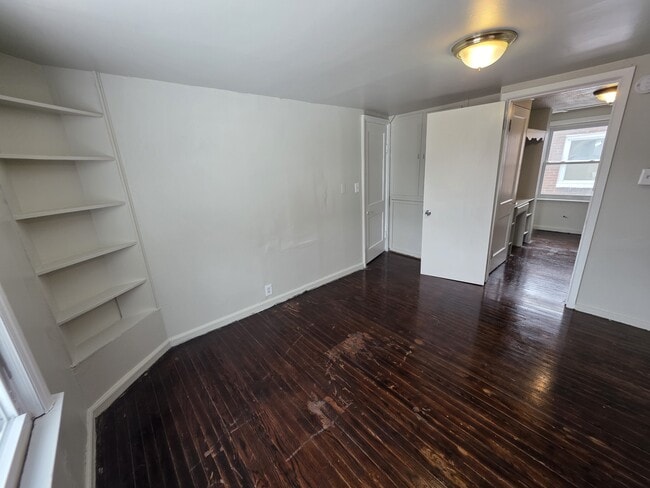 Building Photo - 16672 Lauder St