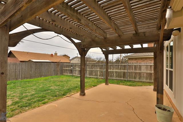 Building Photo - 2965 Red Oak Cir