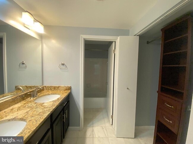 Building Photo - 11202 Beaver Trail Ct