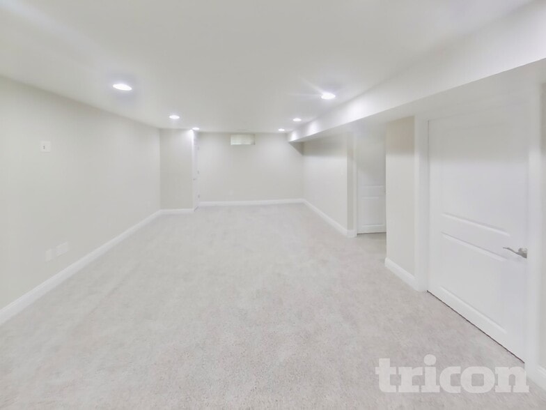 Building Photo - 3630 Hilmar Rd