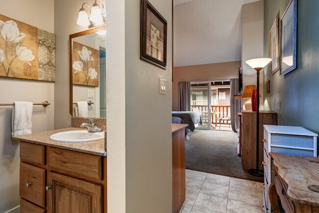 Building Photo - 2235 Sidewinder Dr