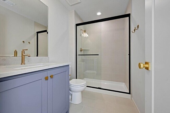 Building Photo - 16649 Garnett St