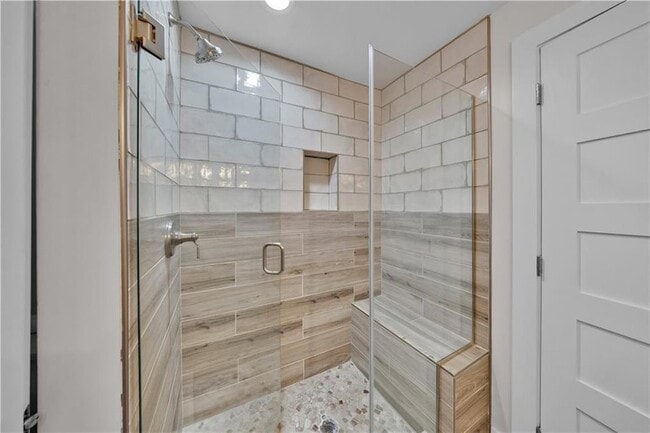 Building Photo - 225 Jayne Ellen Way