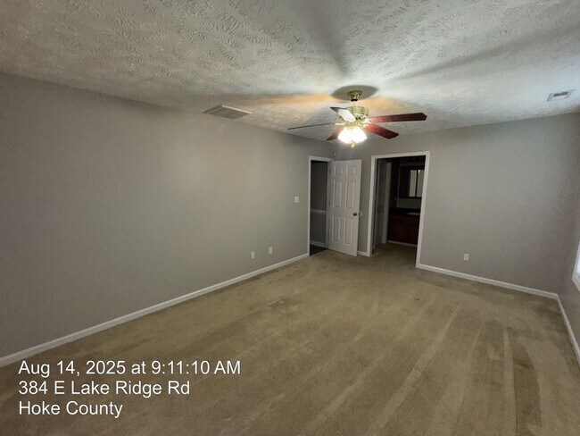 Building Photo - 384 E Lake Ridge Rd