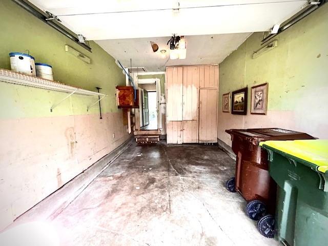 Building Photo - 1103 L Ave