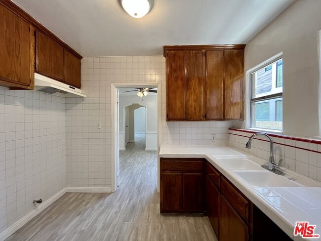 Building Photo - 1807 Redondo Blvd