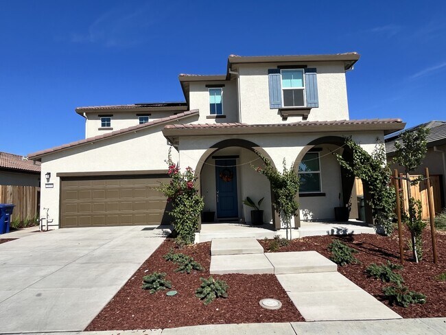 Building Photo - 2133 Verde Ranch Rd