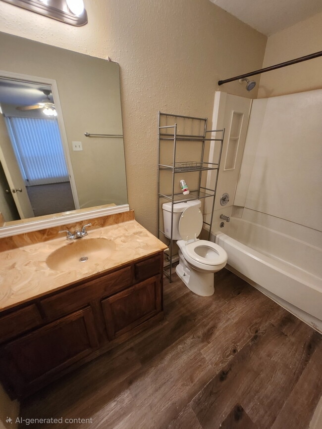 Building Photo - 10047 Emerald Creek Dr