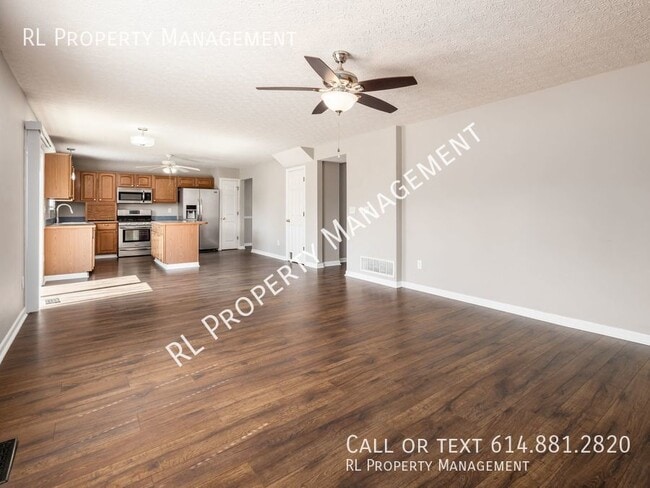Building Photo - Beautiful 4 bedroom 2.5 bathroom home in M...
