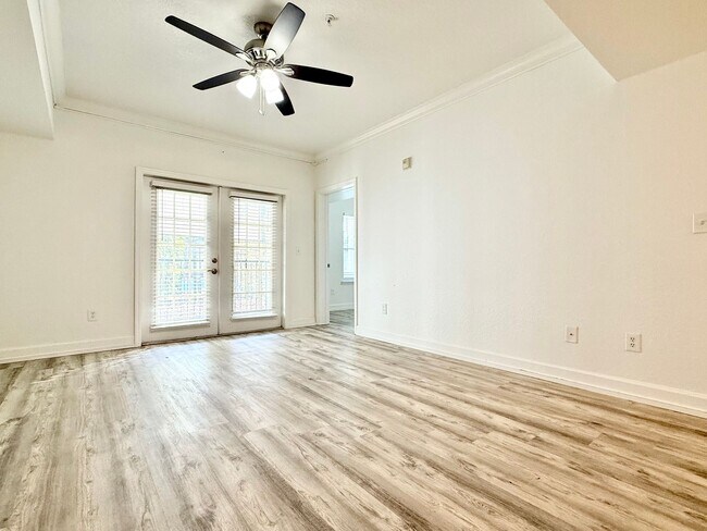 Building Photo - Urban living at its best – 2Bedroooms / 2Baths condo at Grande Downtown Orlando!