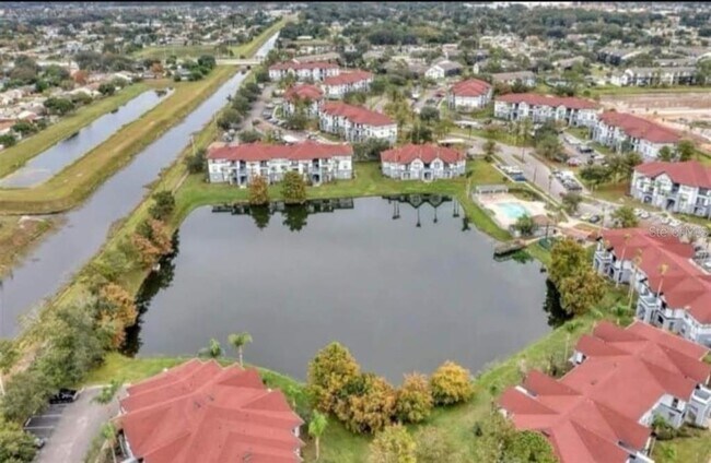 Building Photo - 3725 Castle Pines Ln