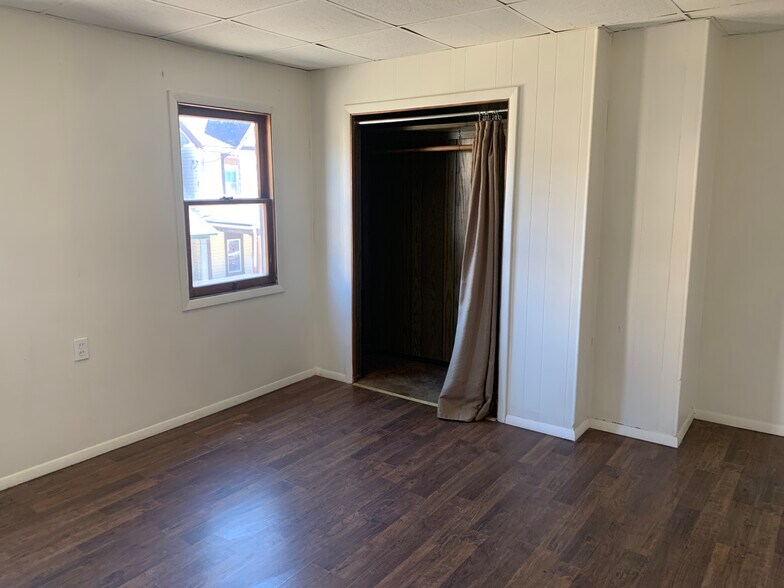 Building Photo - 310 Morrell Pl