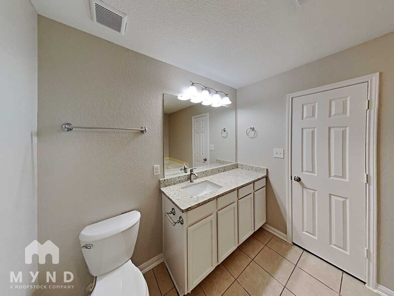 Building Photo - 5422 Chase Canyon