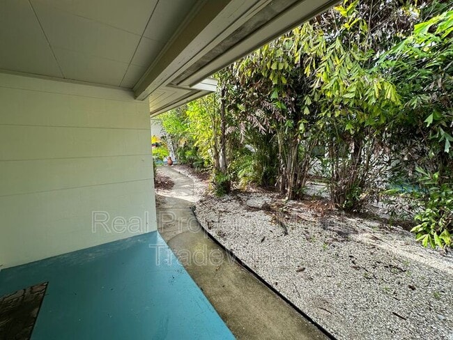 Building Photo - 1211 N Osceola Ave