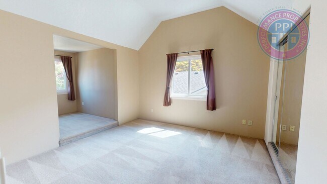 Building Photo - 11665 SW Sheffield Cir