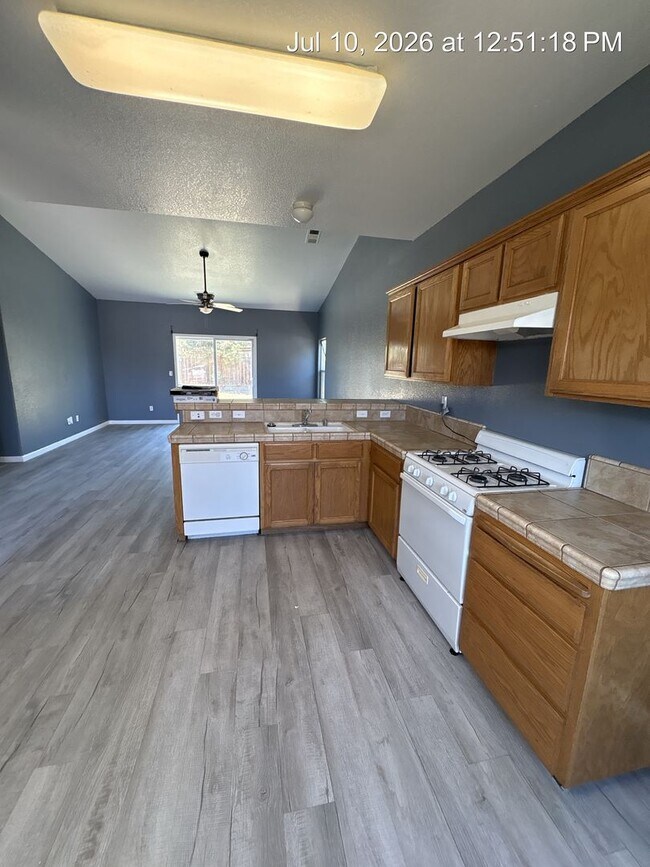 Building Photo - Lovely Home Now Available!