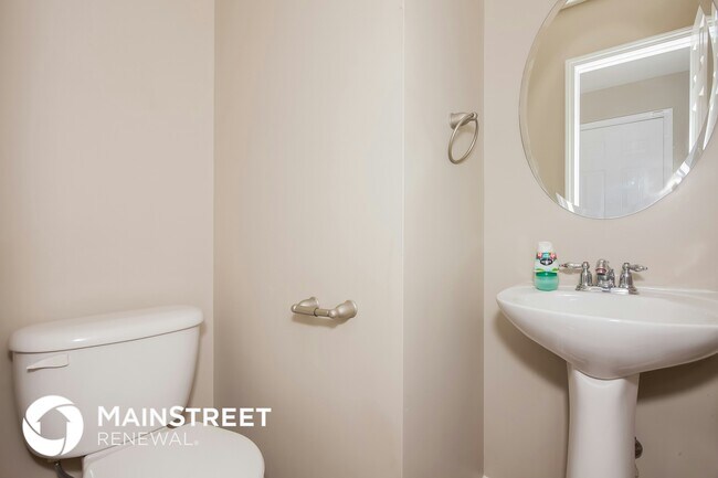 Building Photo - 2028 Quill Ct