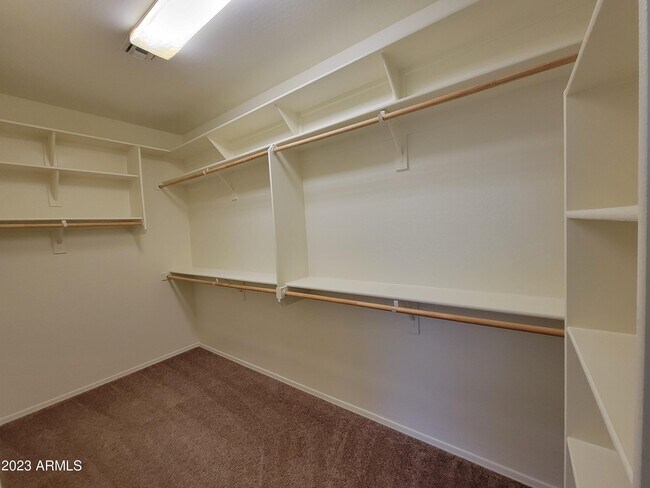 Building Photo - 2671 E Daniel Dr