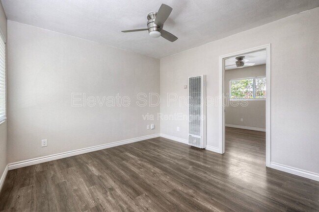 Building Photo - 2727 1/2 G Street