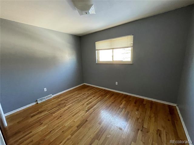 Building Photo - 2833 S Depew St