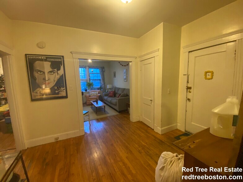 Building Photo - 55 Lanark Rd