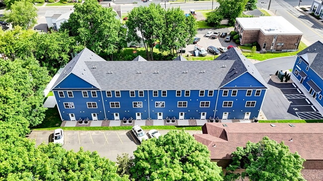 Building Photo - 70 Whiting St